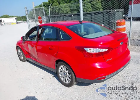 2012 Ford Focus Se z USA, uszkodzony, nr VIN 1FAHP3F27CL107368